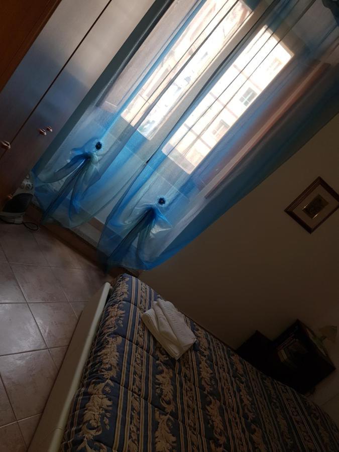 B&B Da Antonella Bosa Ngoại thất bức ảnh