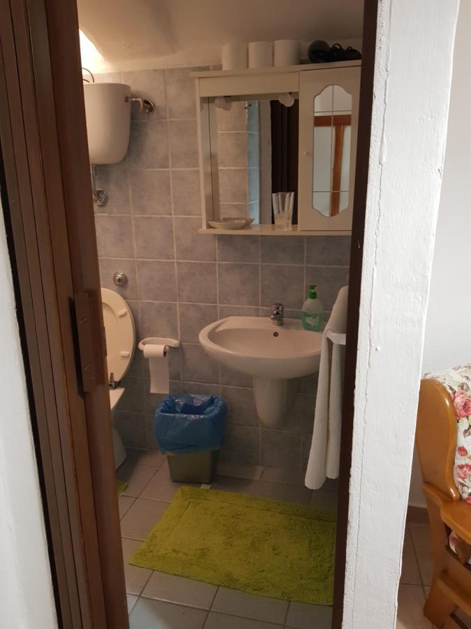B&B Da Antonella Bosa Ngoại thất bức ảnh